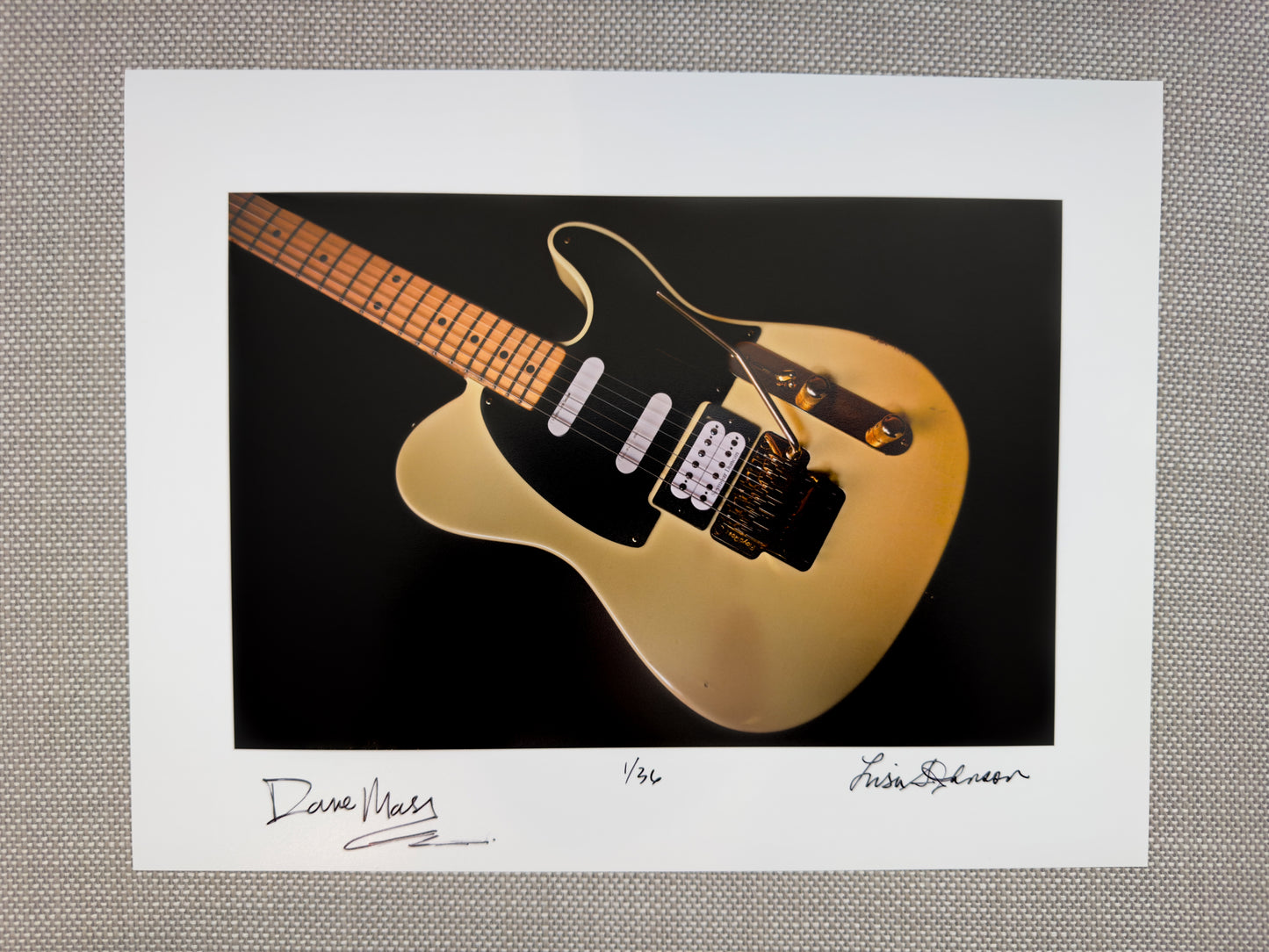 Dave Mason, Fender Telecaster - Giclee print  - Signed and numbered by Dave Mason and Lisa S. Johnson. Limited to an Edition of 36.